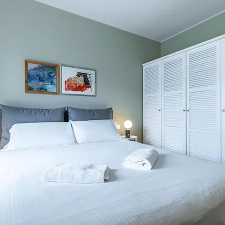 Brera - Elegante In Via Moscova Apartman