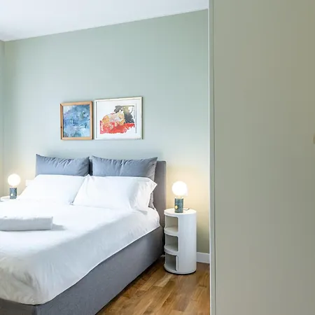 Apartment Brera - Elegante In Via Moscova Milan